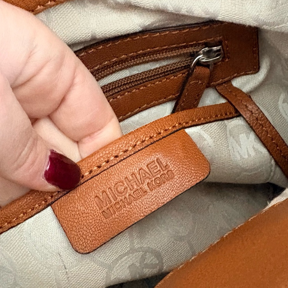 Michael Kors Stylish Tan Satchel with Silver Accents - Picture 2 of 8